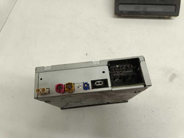 RADIO + ECRAN AUDI A3 8V - Vue 4